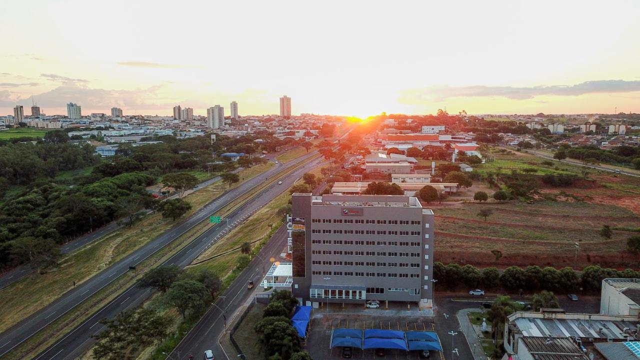 Ramada Encore Fernandópolis Exterior foto