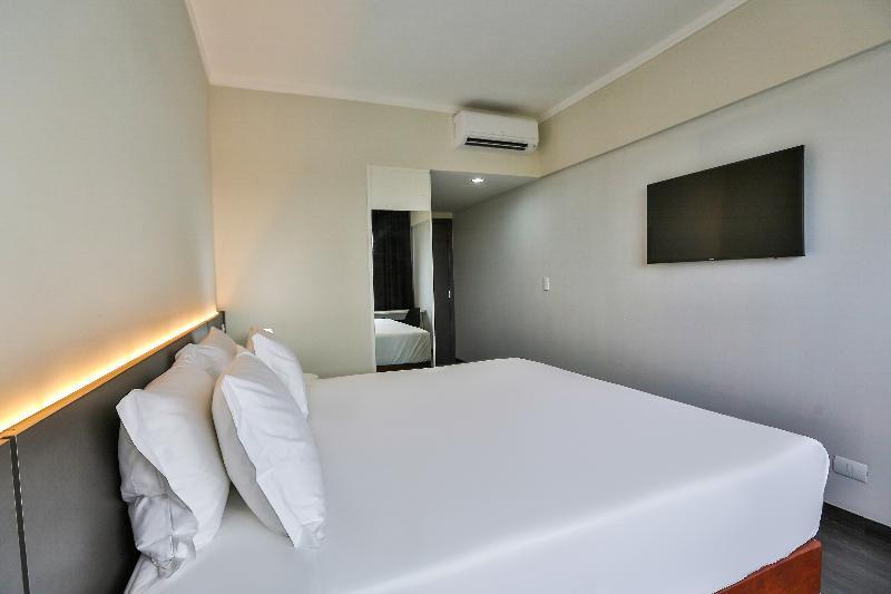 Ramada Encore Fernandópolis Exterior foto